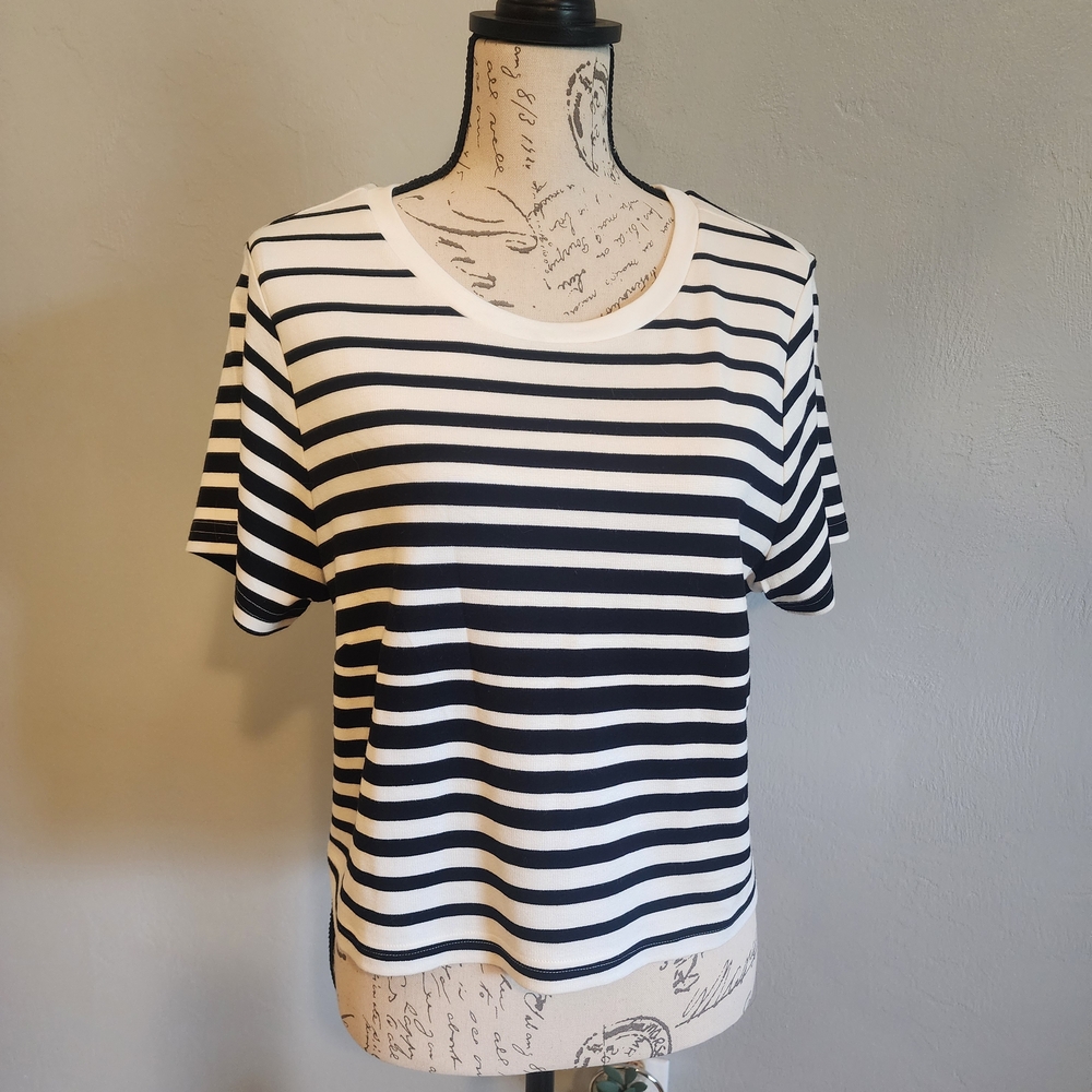 Forever 21 Black & White Striped Cropped Short-Sleeve Tee